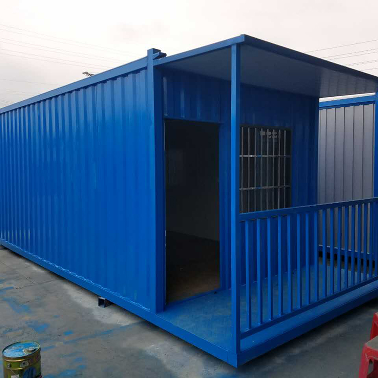 1-2005131632070-L.jpg